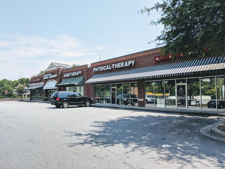 More Photos Of 575 Dekalb Industrial Way, Decatur Freestanding For Lease