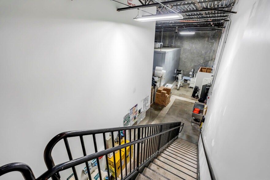 More Photos Of 3900-3908 NW 126th Ave, Coral Springs Warehouse For Sale