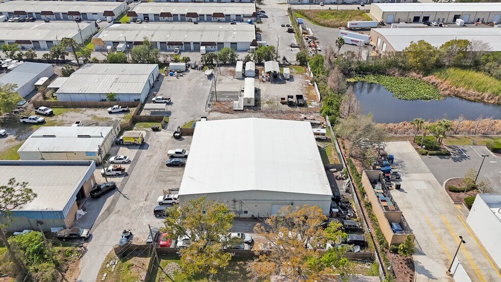 More Photos Of 9161 131st Pl N, Largo Warehouse For Lease