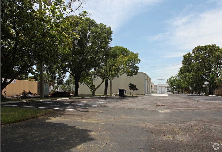 Primary Photo Of 815 NW 57th Ct, Fort Lauderdale Warehouse For Lease