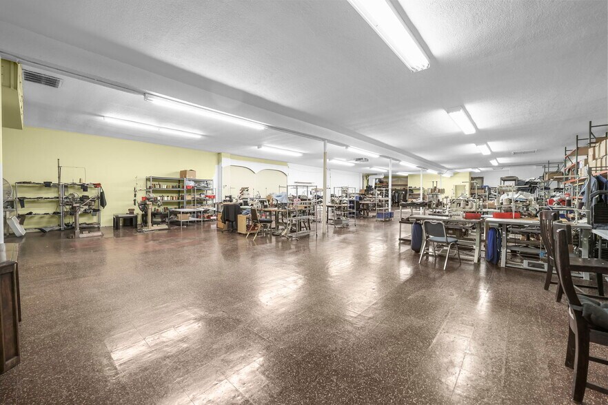 More Photos Of 10640 Main St, El Monte Storefront For Sale