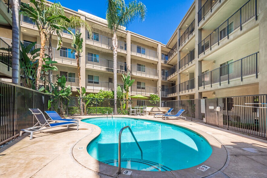 More Photos Of 1666 Da Vinci Ct, Davis Apartments For Sale