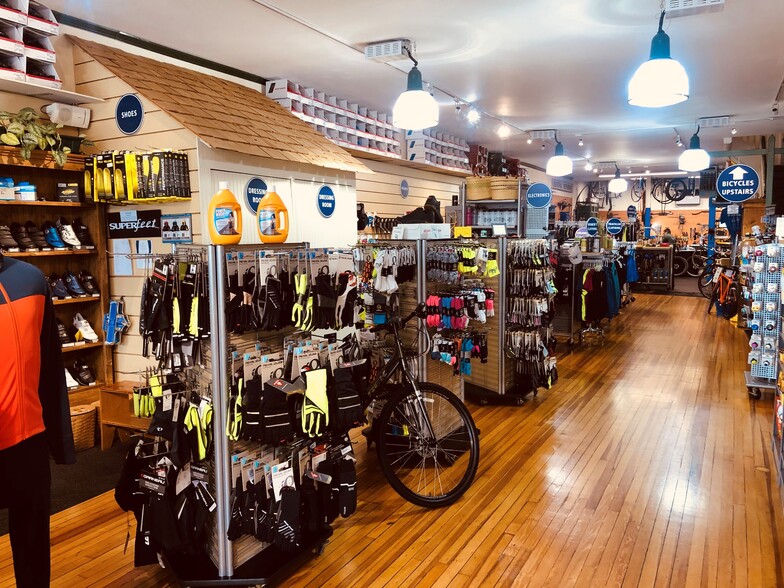 More Photos Of 7 E Main St, Mount Kisco Office For Sale