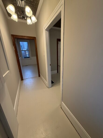 More Photos Of 272 Wellington St, Kingston Apartments For Sale
