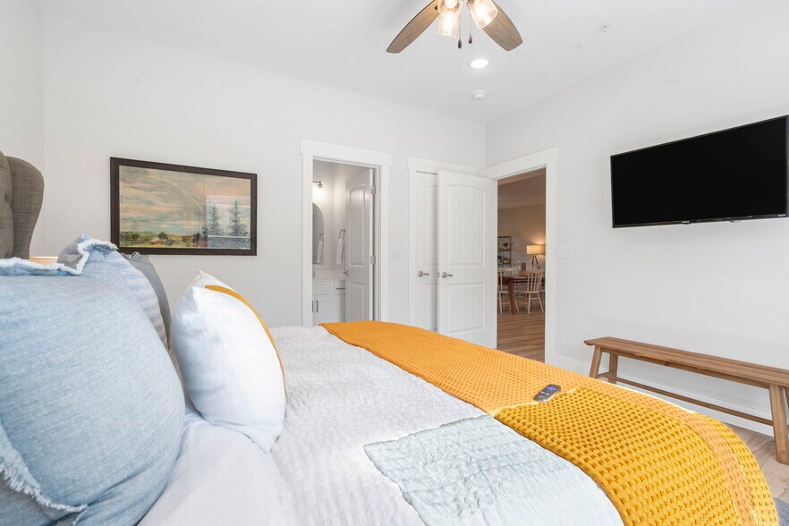 More Photos Of 129 Pioneer Peak, Kimberling City Specialty For Sale