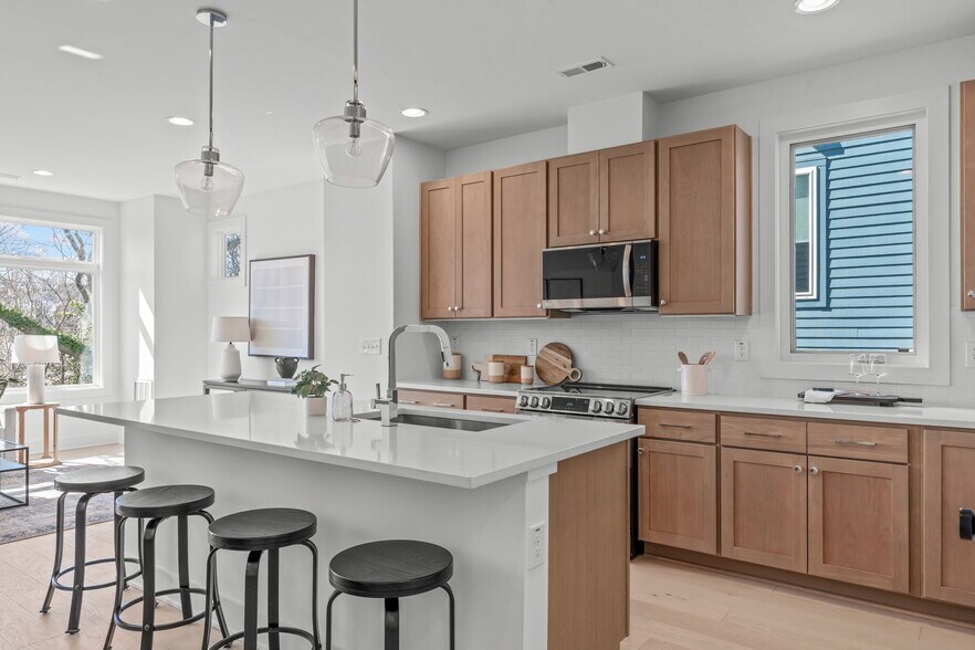 More Photos Of , Raleigh Multifamily For Sale