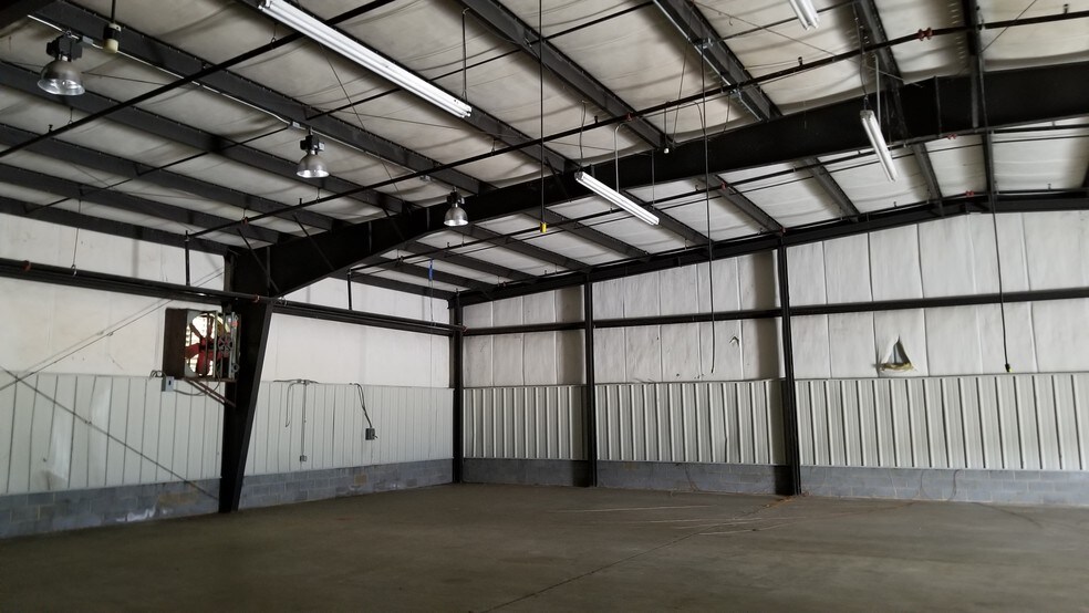 More Photos Of 3146 Grants Mill Rd W, Wallace Warehouse For Sale