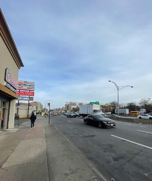 More Photos Of 9925 Horace Harding Expy, Flushing Freestanding For Lease