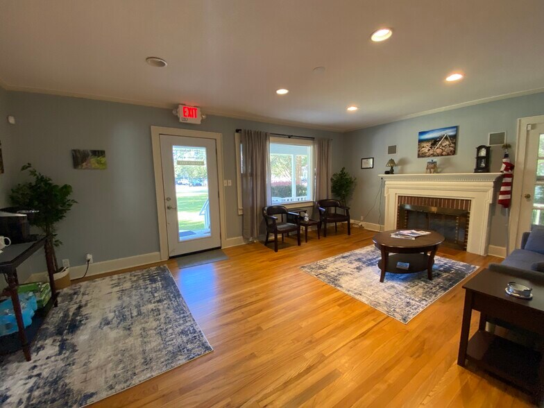 More Photos Of , Summerville Office For Sale