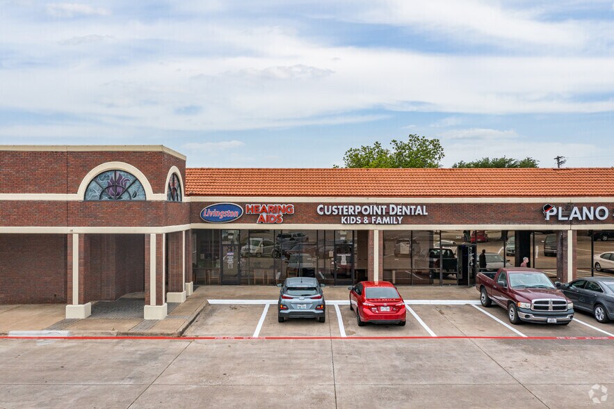 More Photos Of 3000 Custer Rd, Plano General Retail For Lease
