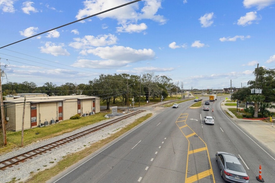 More Photos Of 106 E 3rd St, Belle Chasse Multifamily For Sale