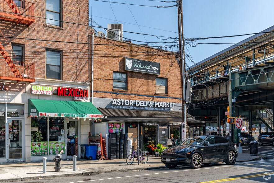 More Photos Of 25-02-25-08 31st St, Astoria Storefront Retail Office For Lease