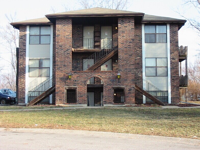 More Photos Of 5218-5240 Ditzler Ave, Raytown Apartments For Sale
