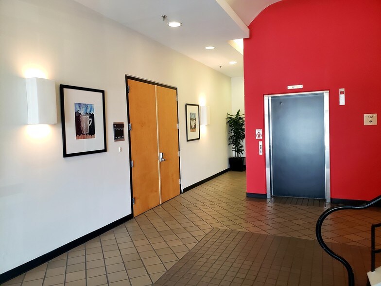 More Photos Of 7501 Forbes Blvd, Lanham Office For Lease