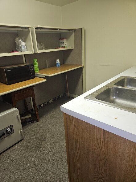 More Photos Of 211 E Stephenson St, Freeport Apartments For Sale