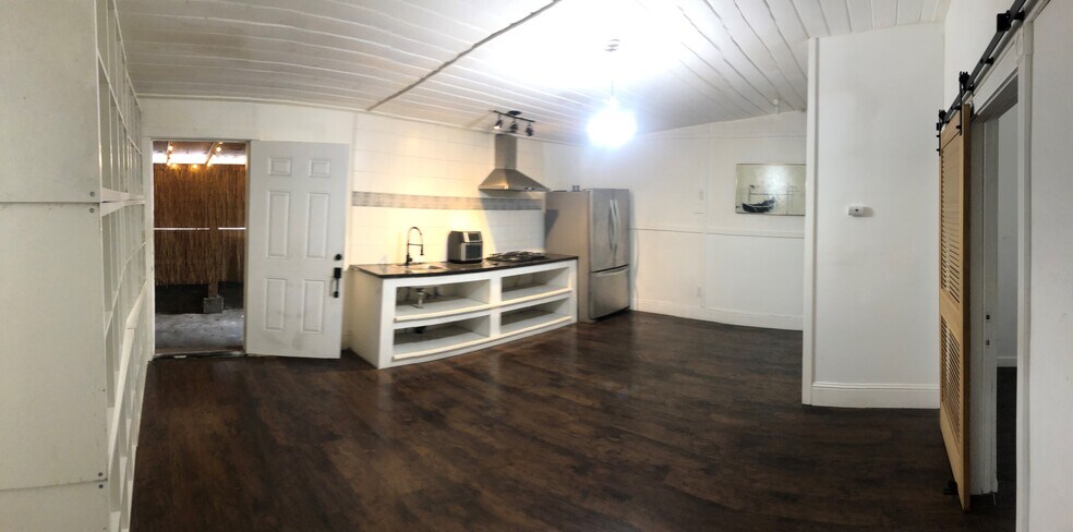 More Photos Of 412-414 E 12th St, Oakland Storefront Retail Residential For Sale