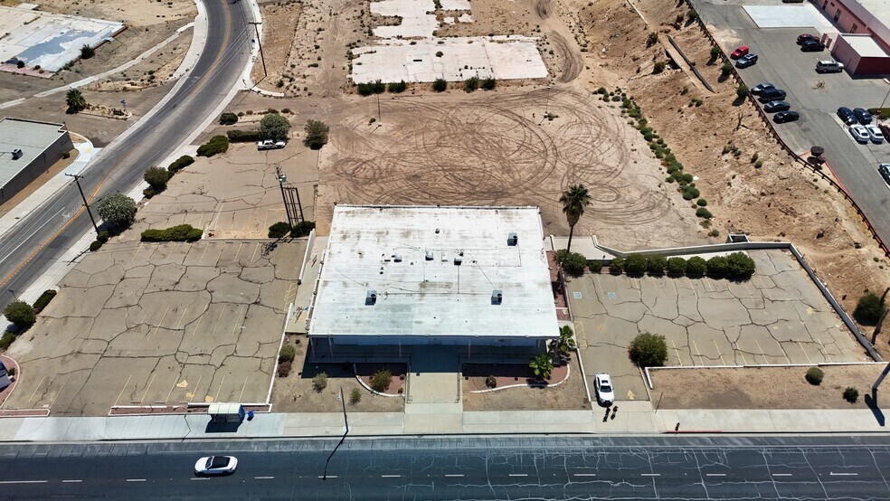 More Photos Of 14923 7th St, Victorville Freestanding For Sale