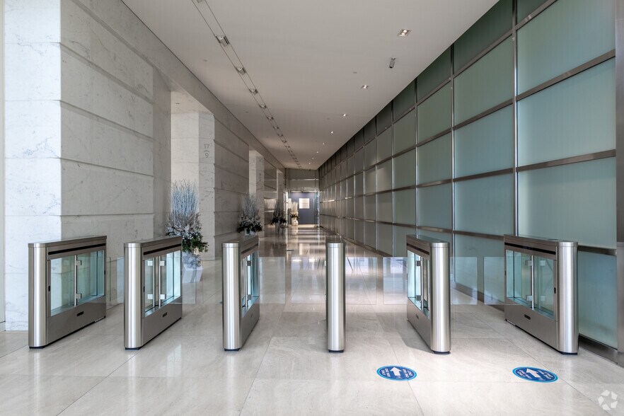 More Photos Of 2929 Arch St, Philadelphia Office For Lease