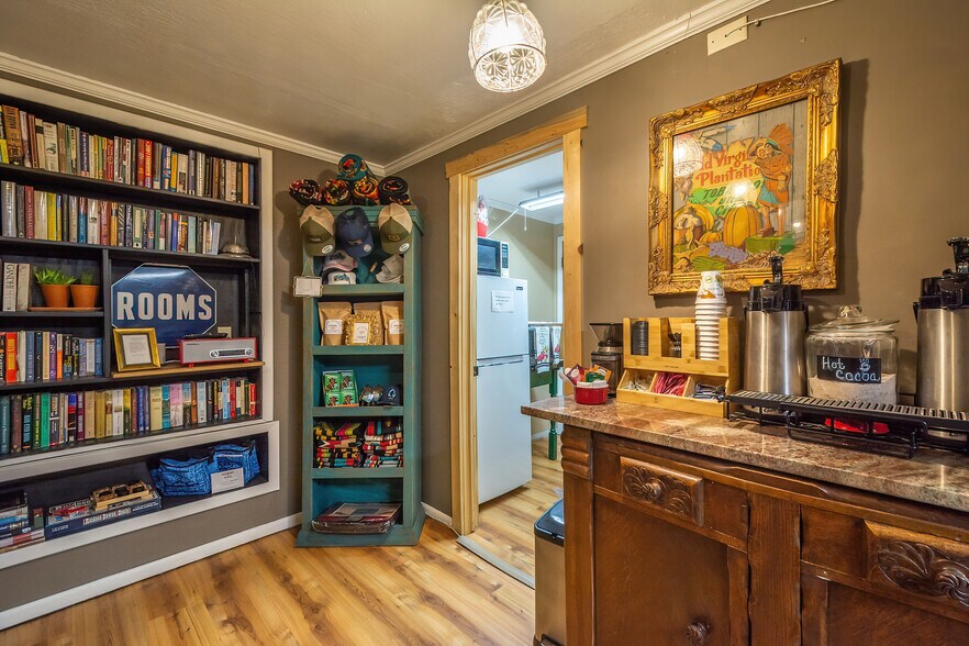 More Photos Of 627 Sudderth Dr, Ruidoso Hotel For Sale