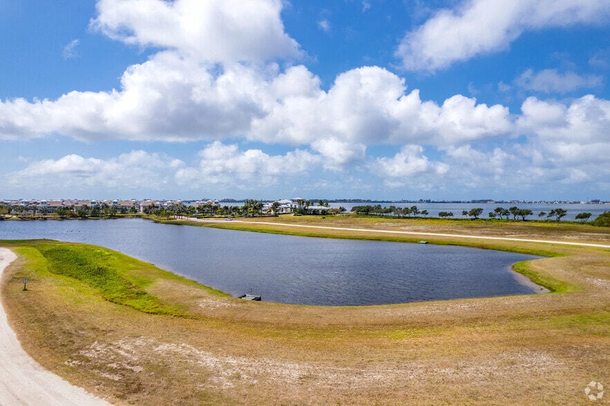 More Photos Of 12340 Manatee Ave W, Bradenton Land For Sale