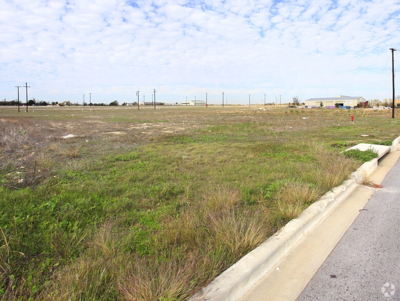 Primary Photo Of 2116 Picadilly Dr, Round Rock Warehouse For Lease