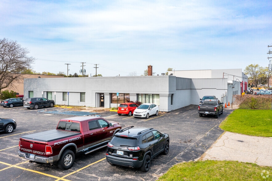 Primary Photo Of 12801 Newburgh Rd, Livonia Light Manufacturing For Lease