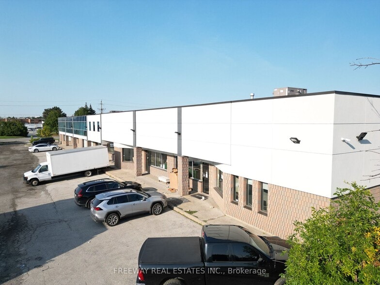 More Photos Of 25 Sun Pac Blvd, Brampton Industrial For Sale