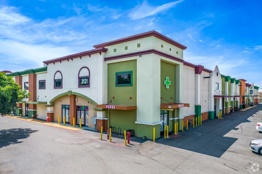 More Photos Of 2121-2159 S 10th St, San Jose Warehouse For Sale