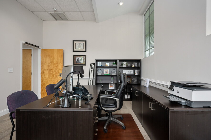 More Photos Of 415-417 Wolfe St, Fredericksburg Medical For Lease
