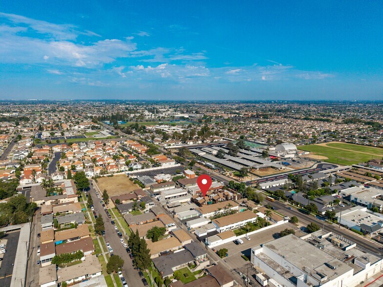 More Photos Of 3608 W Orange Ave, Anaheim Apartments For Sale