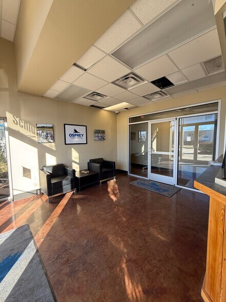 More Photos Of 7160 Antoine, Shreveport Manufacturing For Sale