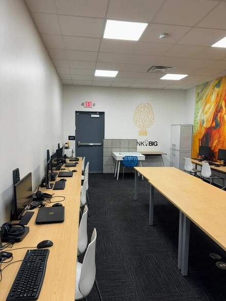More Photos Of 2217 NW 178th St, Edmond General Retail For Sale