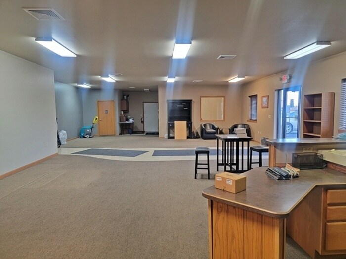 More Photos Of 3500 Air Park Rd, Marshfield Warehouse For Sale