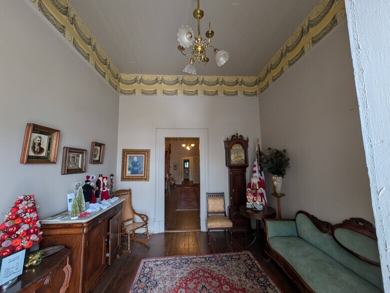 More Photos Of 407 Columbus Ave, Waco Office For Lease