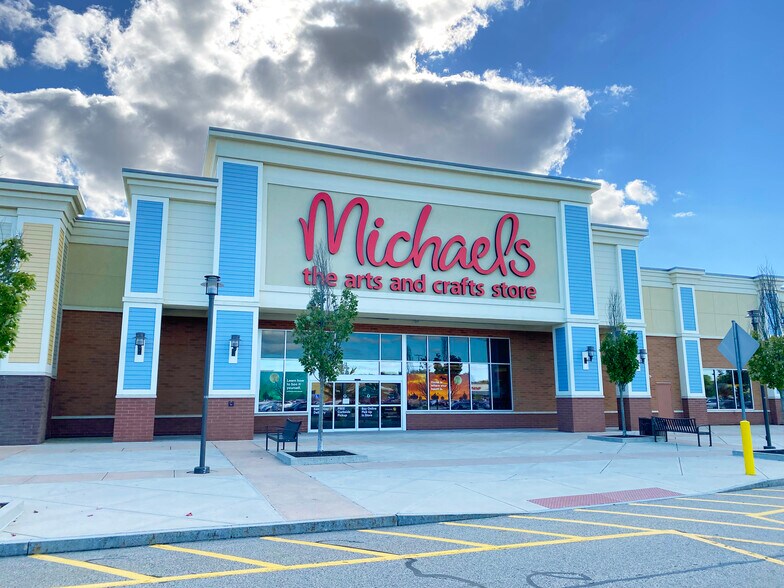 More Photos Of Lafayette Rd, Seabrook Unknown For Lease