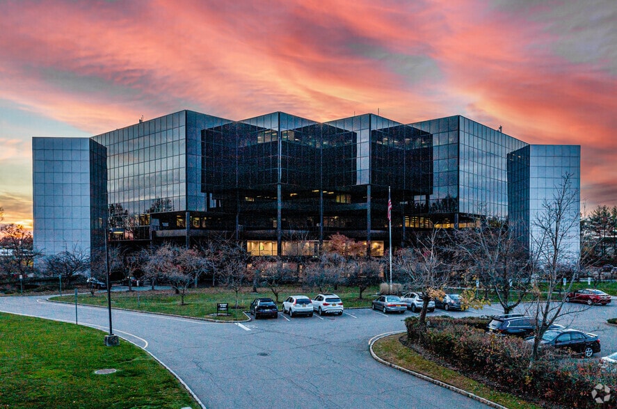 More Photos Of 100 Walnut Ave, Clark Coworking Space