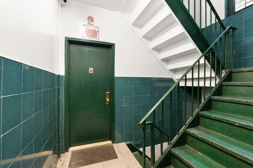 More Photos Of 124 Cortelyou Rd, Brooklyn Apartments For Sale