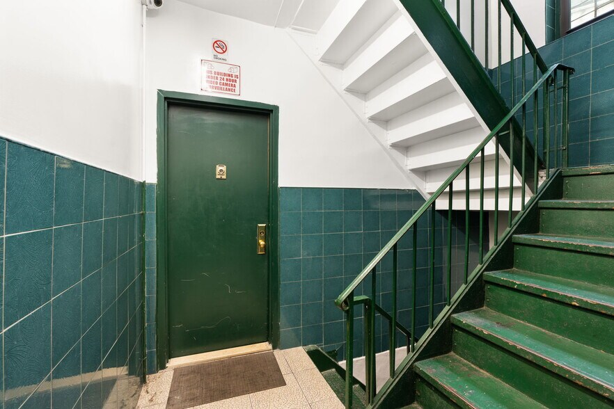 More Photos Of 124 Cortelyou Rd, Brooklyn Apartments For Sale