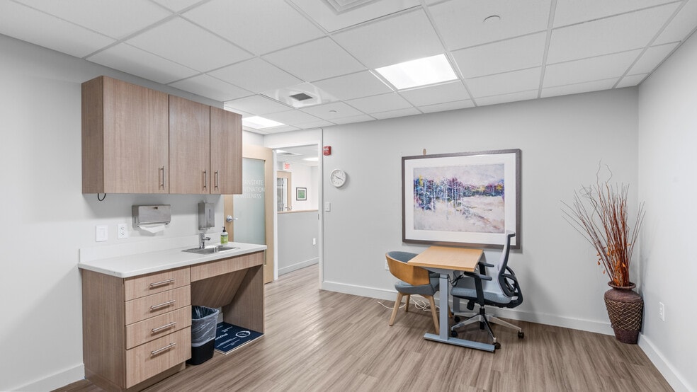 More Photos Of 111 Chestnut St, Providence Office For Lease