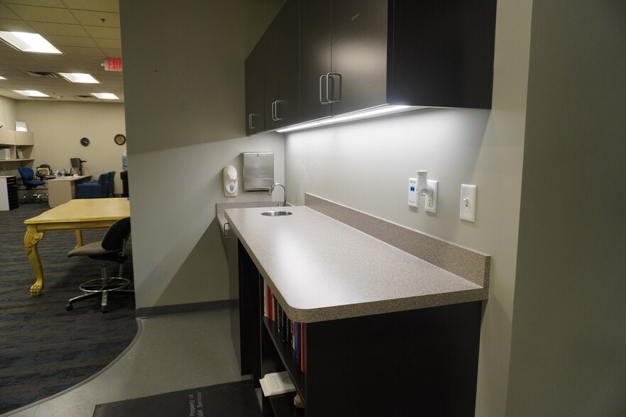 More Photos Of 3809 S 42nd St, Minneapolis Medical For Sale
