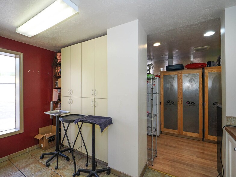 More Photos Of 1565 E 3900 S, Salt Lake City Office For Sale