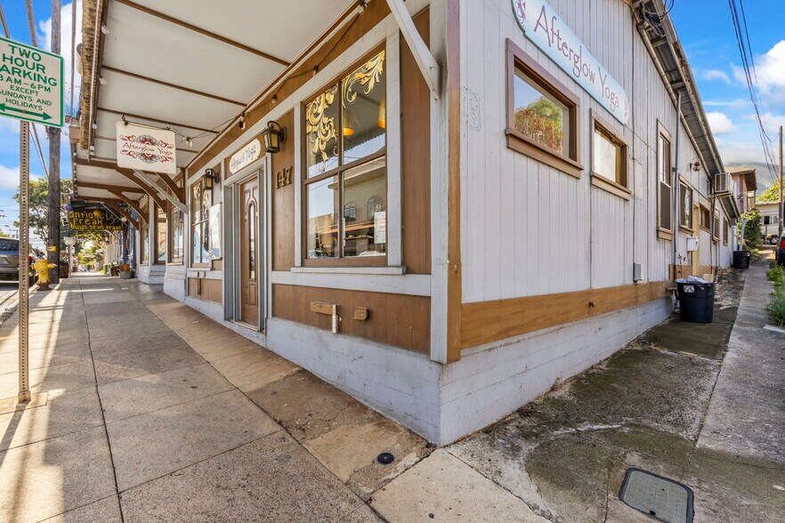 More Photos Of 145 N Market St, Wailuku Storefront Retail Residential For Lease