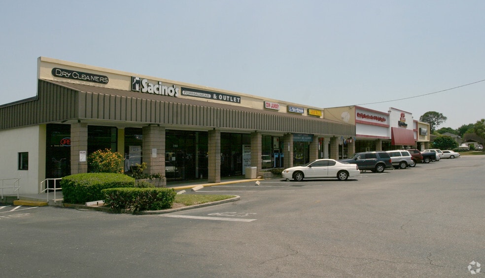 More Photos Of 3131-3185 4th St N, Saint Petersburg Freestanding For Lease