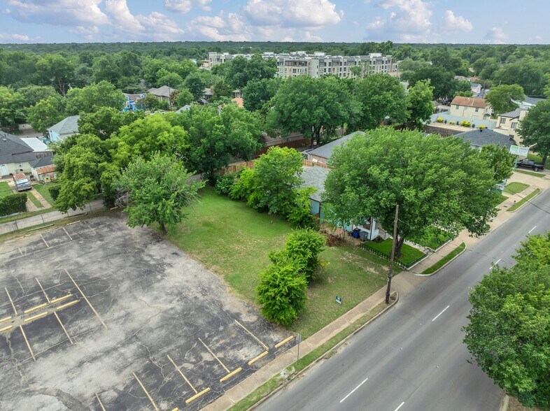More Photos Of 412 W 12th St, Dallas Land For Sale