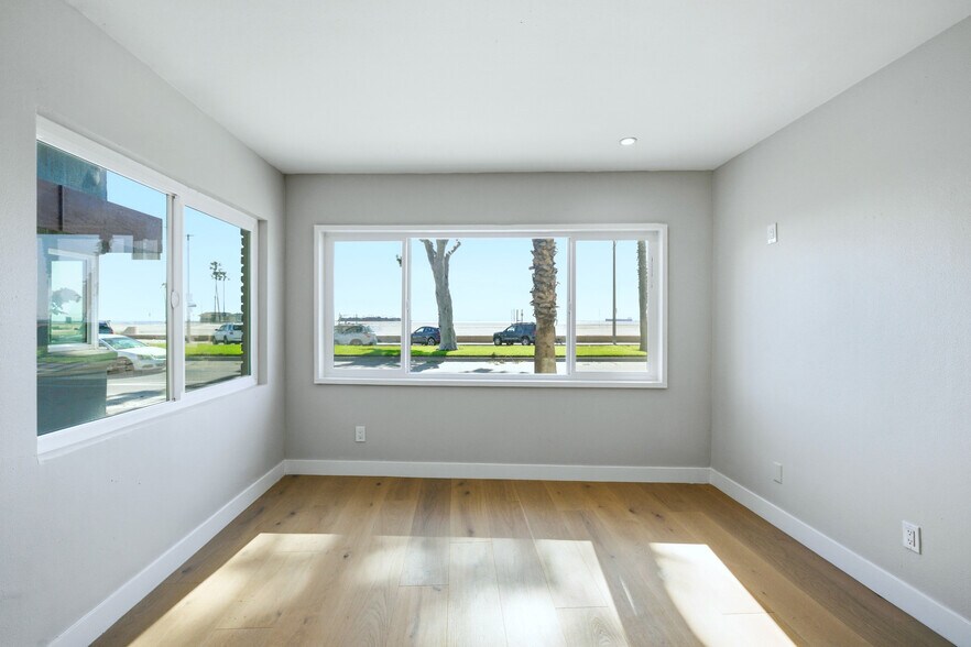 More Photos Of 5339 E Ocean Blvd, Long Beach Apartments For Sale