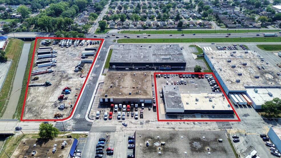 More Photos Of 2100 W 21st St, Broadview Light Manufacturing For Lease