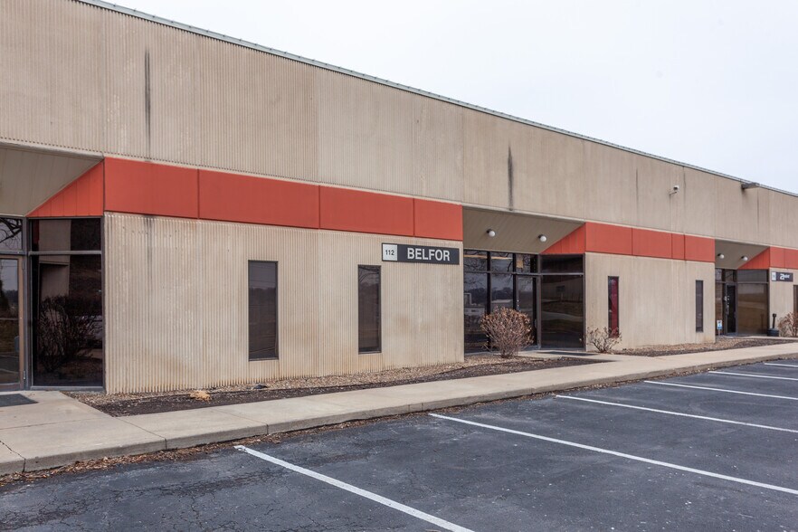 More Photos Of 1140-1146 Booth St, Kansas City Light Manufacturing For Lease