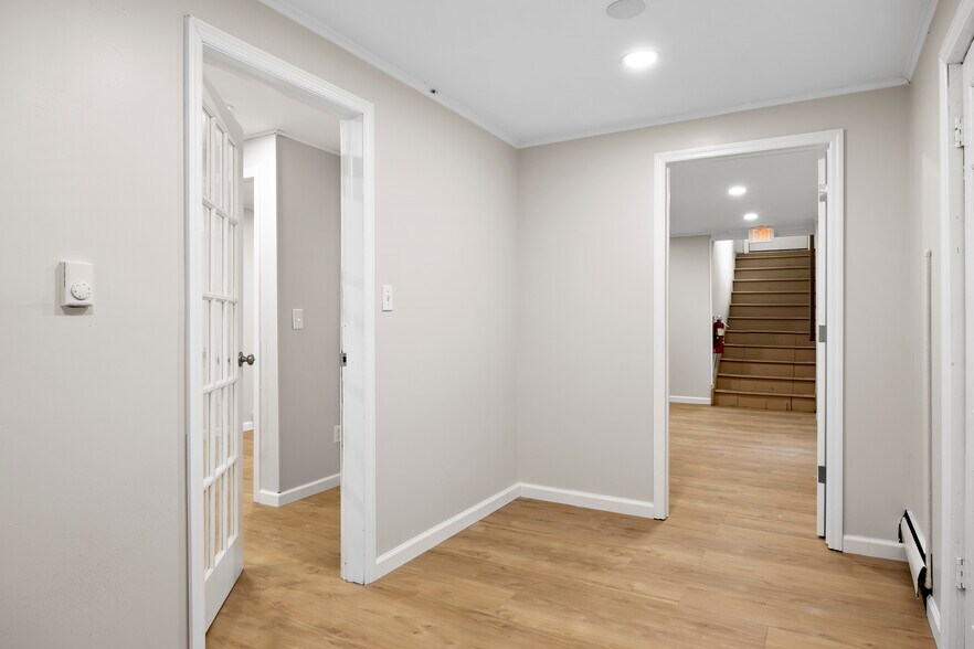 More Photos Of 205 Delaware Ave, Delmar Loft Creative Space For Lease