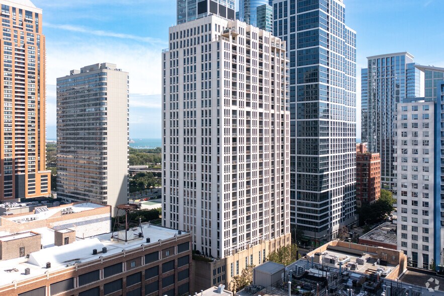 Primary Photo Of 1240-1254 S Michigan Ave, Chicago Apartments For Lease