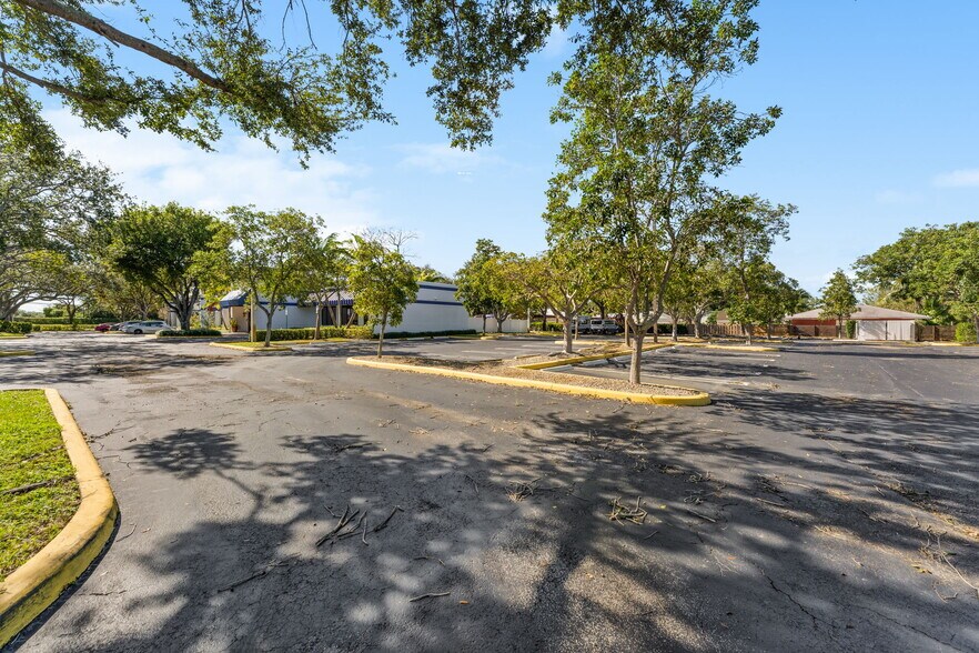 More Photos Of 3945 W Atlantic Ave, Delray Beach Office For Lease